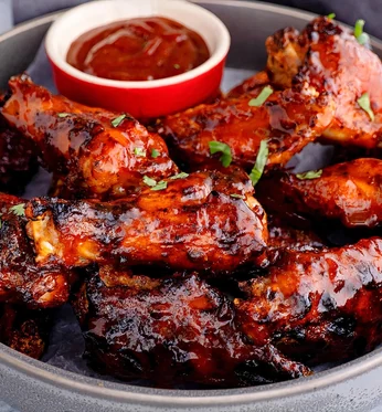 Chicken wings from Mondo Pizza Edmonton
